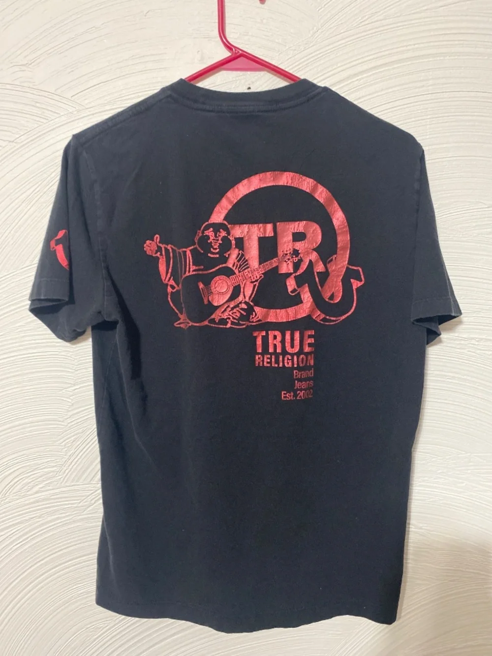 True religion brand jeans tee shirt medium Mens large 100% cotton red and black